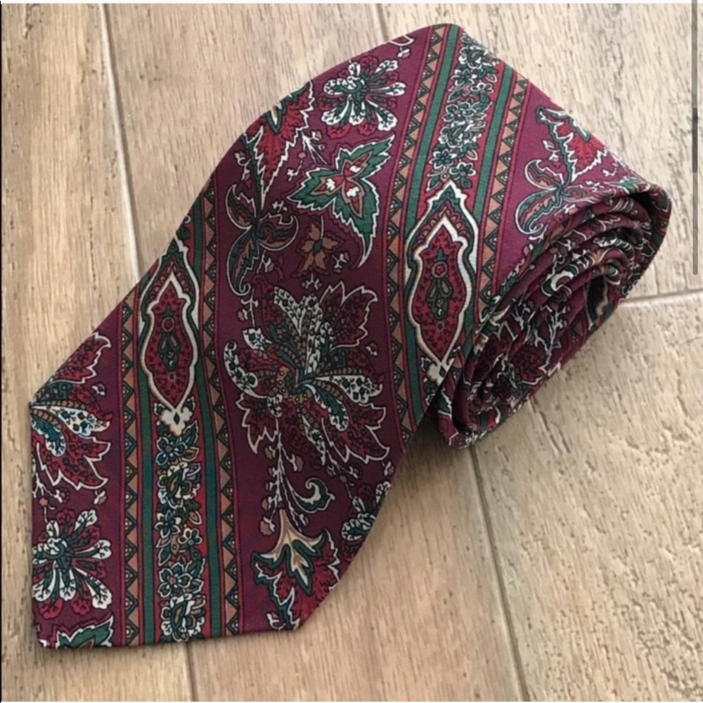 Oscar de la Renta Designer vintage silk necktie